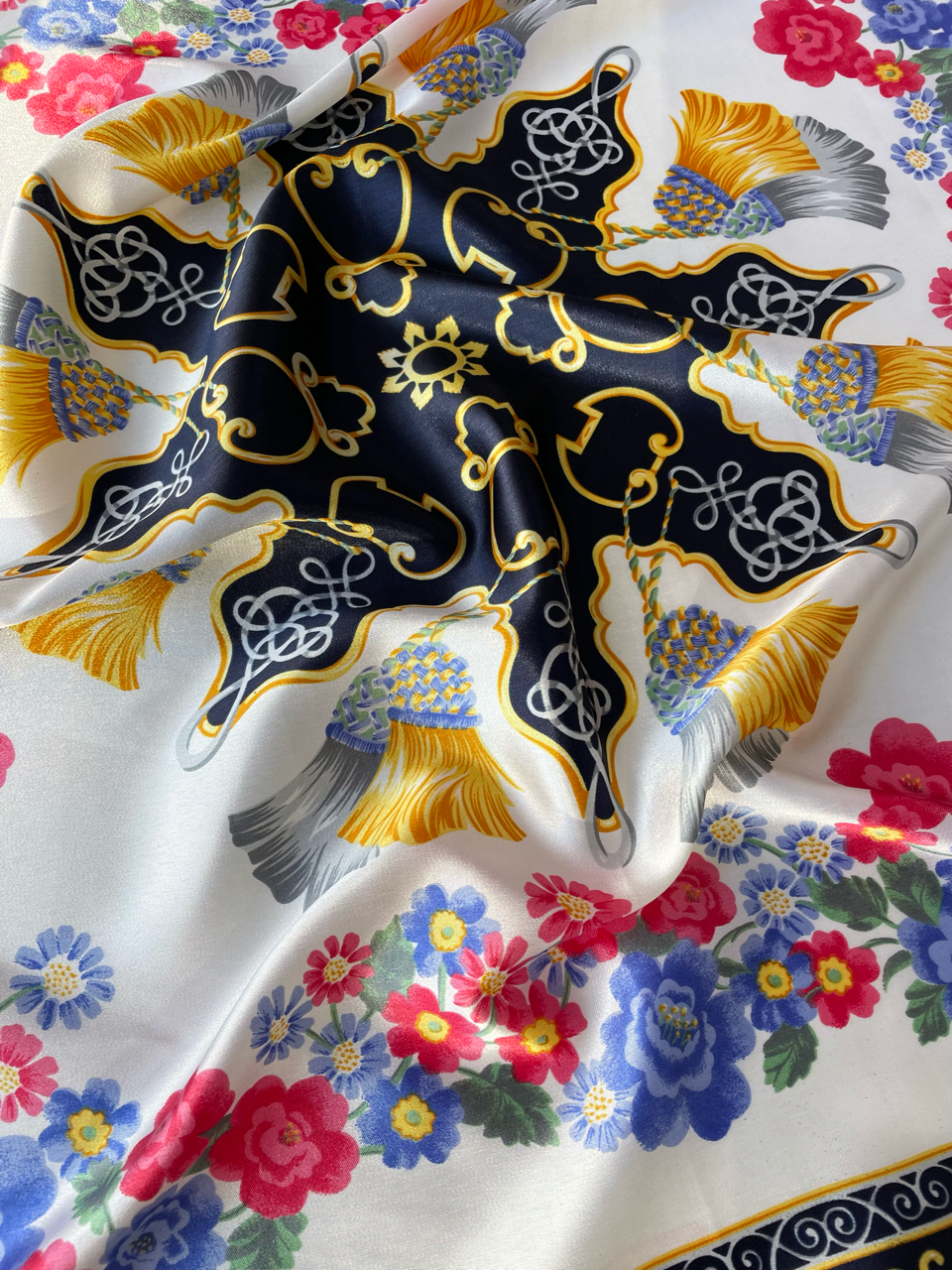 Foulard Pierre Balmain