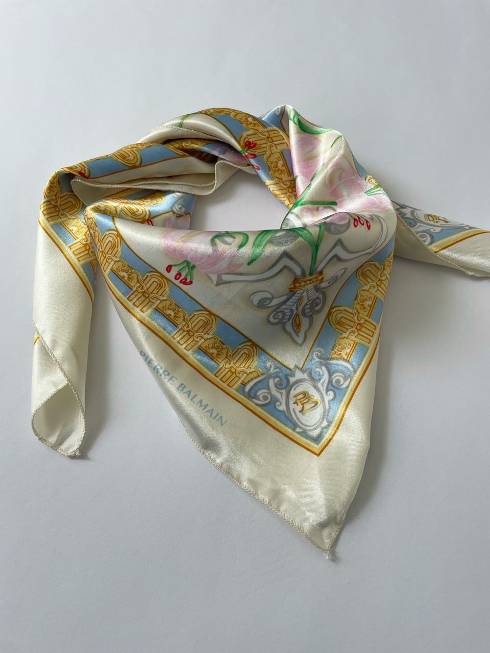 Foulard Pierre Balmain