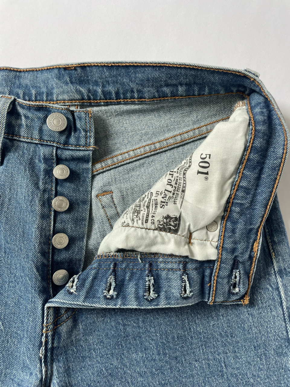 Jean Levis 501 T34