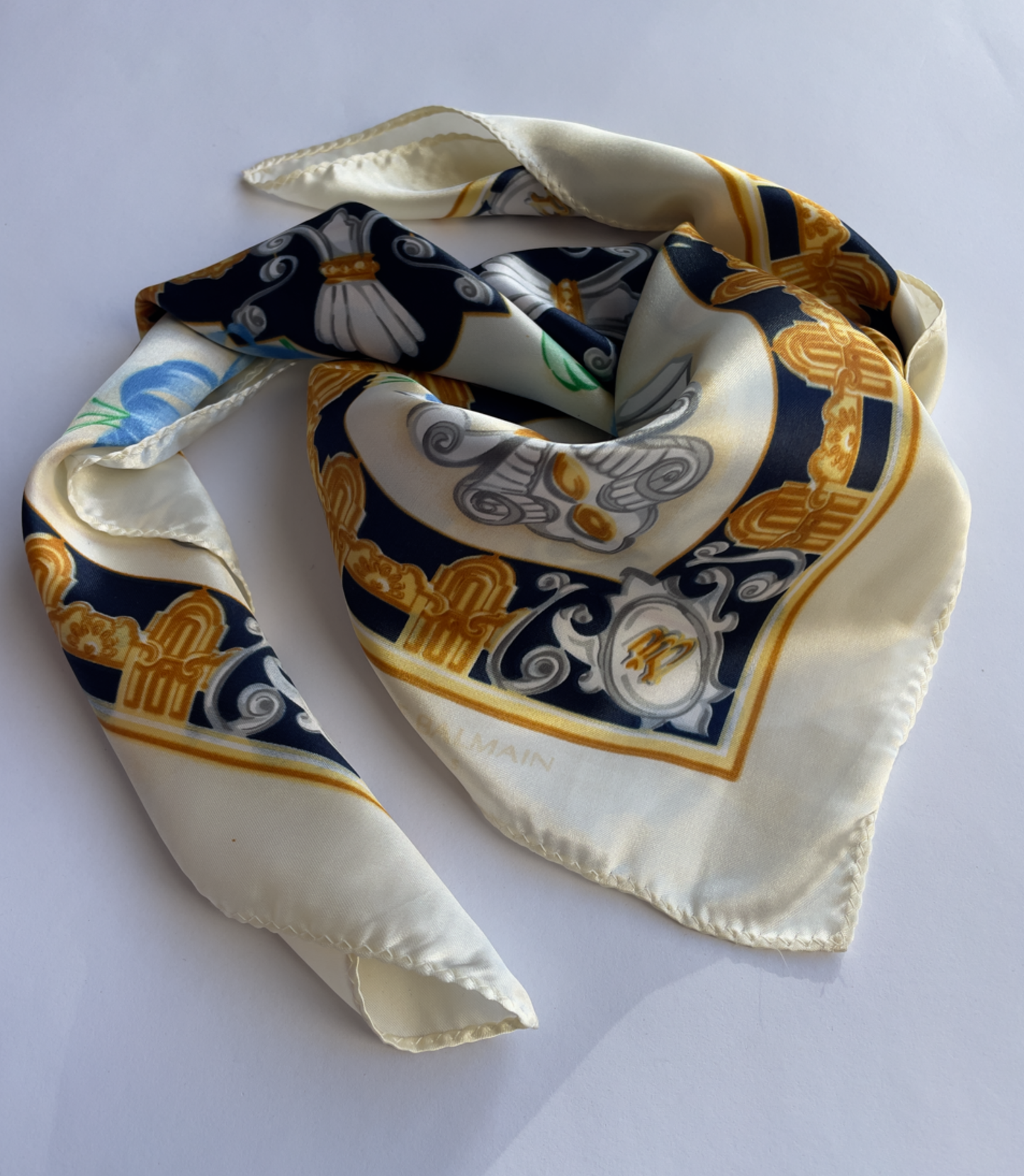 Foulard Pierre Balmain