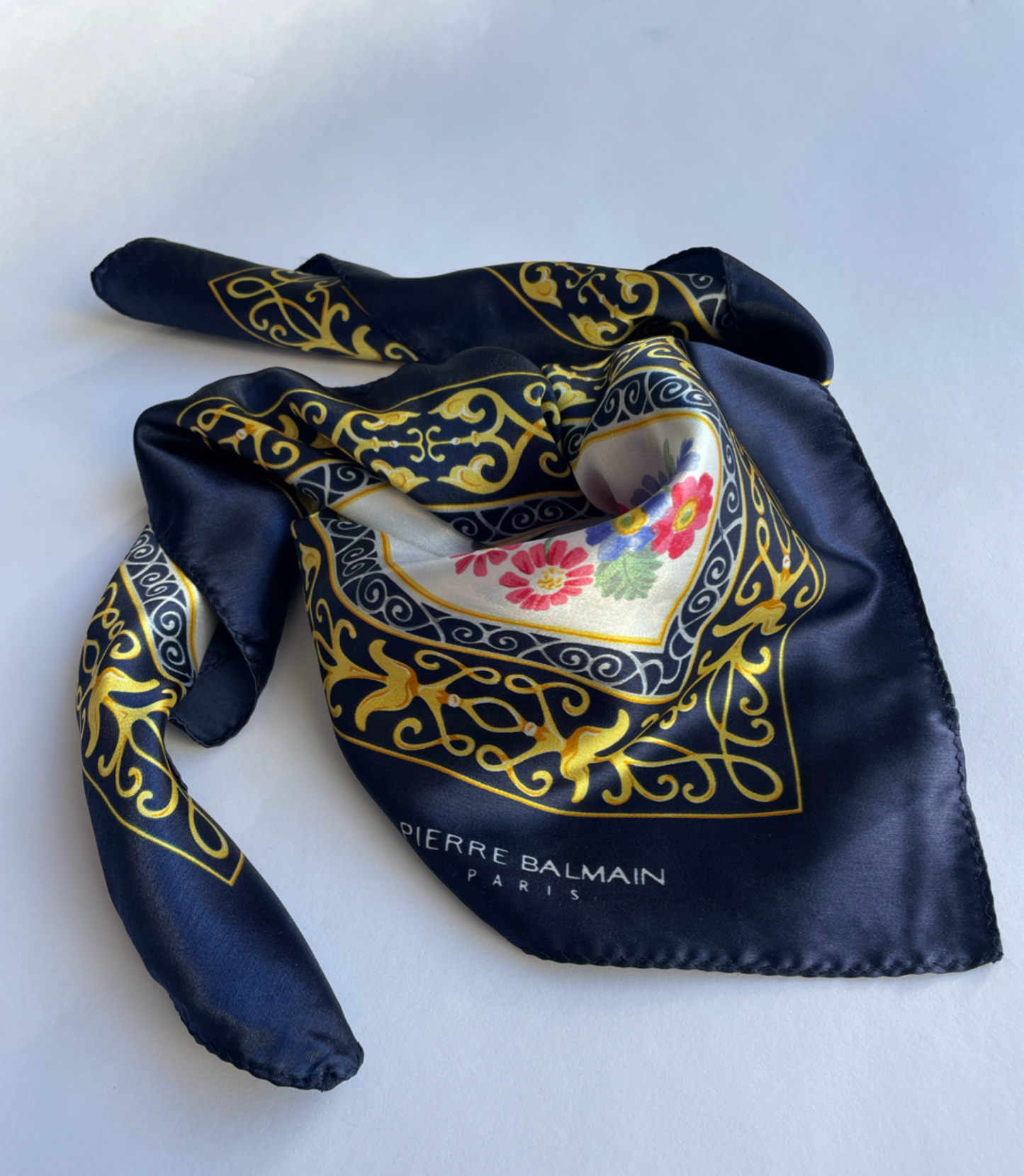 Foulard Pierre Balmain