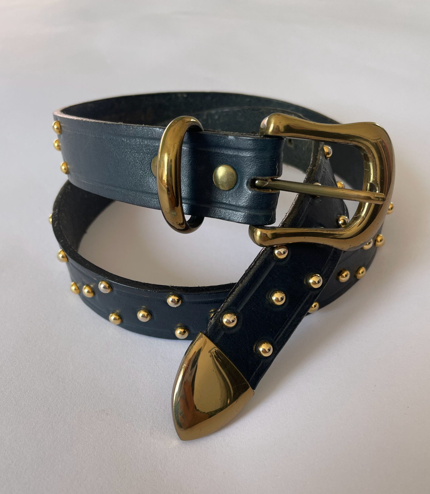 Ceinture cloutée cuir